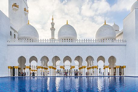 Sheikh Zayed Grand Mosque in the City of Abu Dhabi, Emirate of Abu Dhabi, United Arab Emirates, UAE