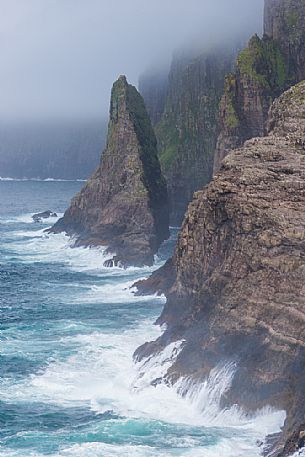 The wild coast at Leitisvatn or Srvgsvatn cliff, Vgar Island (Vg), Faeroe Islands, Denmark, Europe